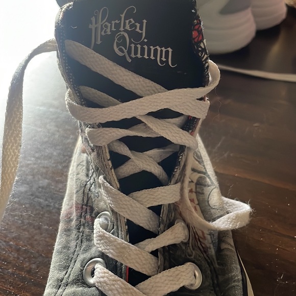 Harley Quinn shoes, originally from converse - Picture 3 of 3